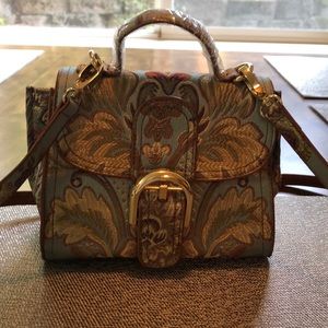 Tapestry Crossbody bag. Pia Rossini.